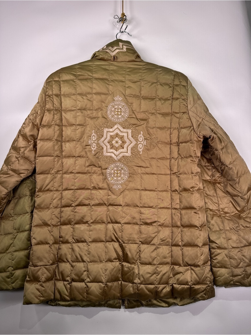 Bogner Goan Thylmann Embroidered Goose Down Puffer Jacket Gold Size 10 - Picture 9 of 16